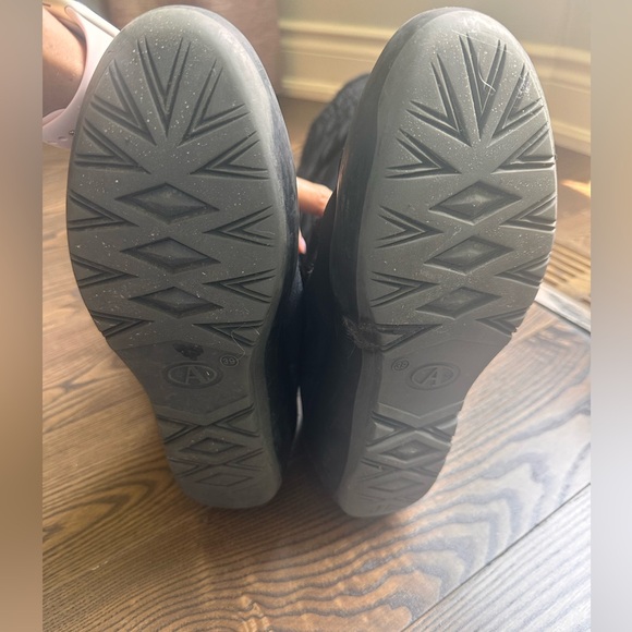 Pajar Lined Women’s Winter Boots - Picture 6 of 8